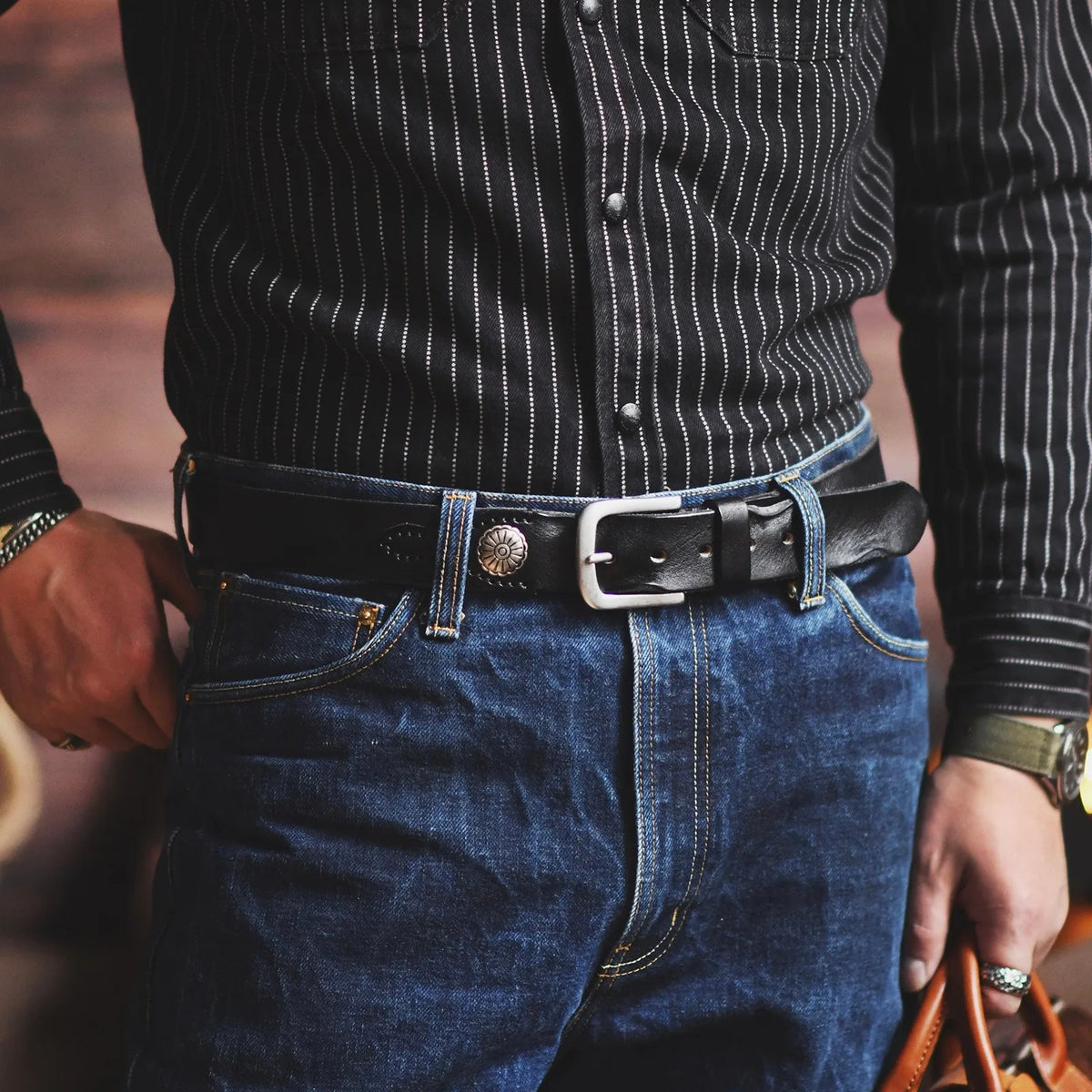 Frontier Cowhide Leather Belt — Premium Metal Buckle 8