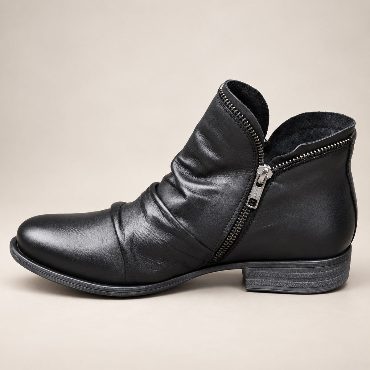 Women's Faux Leather Ankle Boots — Cushioned Side Zipper 7